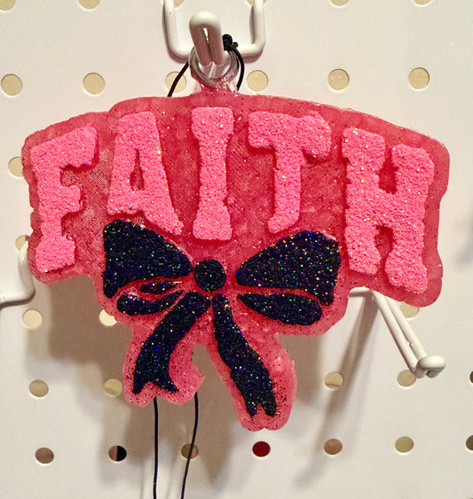 Freshie - Faith Bow
