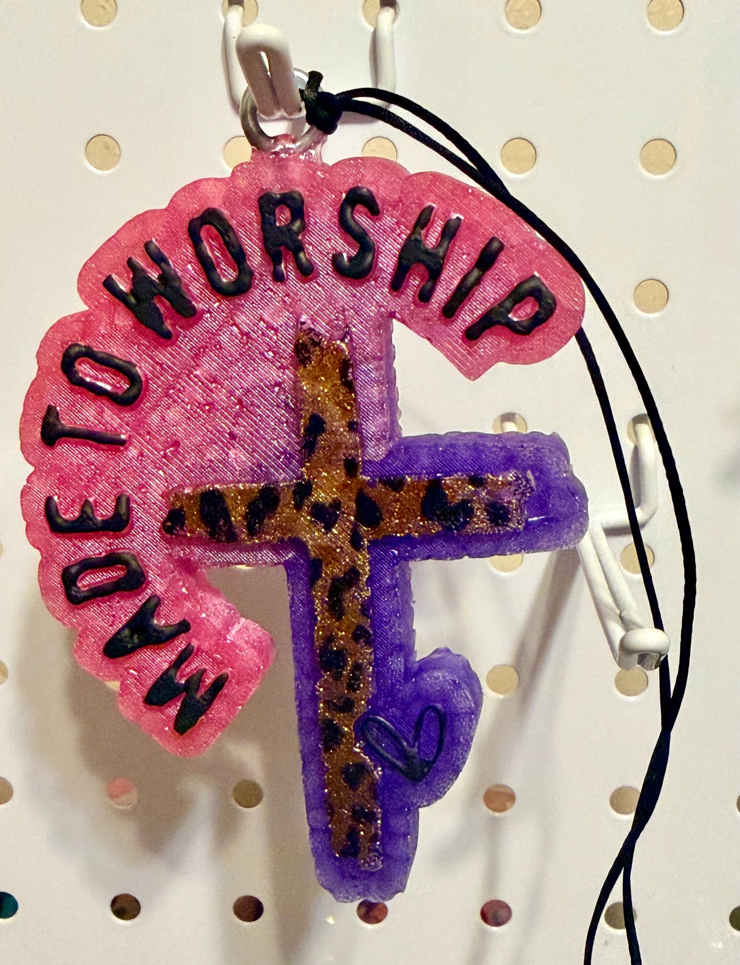 Freshie - Made To Worship Leopard Cross